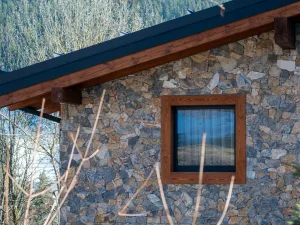 Avenue Chalet